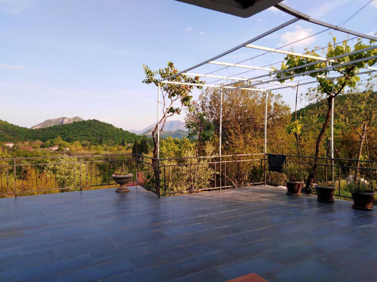 Country House "Lipa" Komarno Virpazar Exteriér fotografie